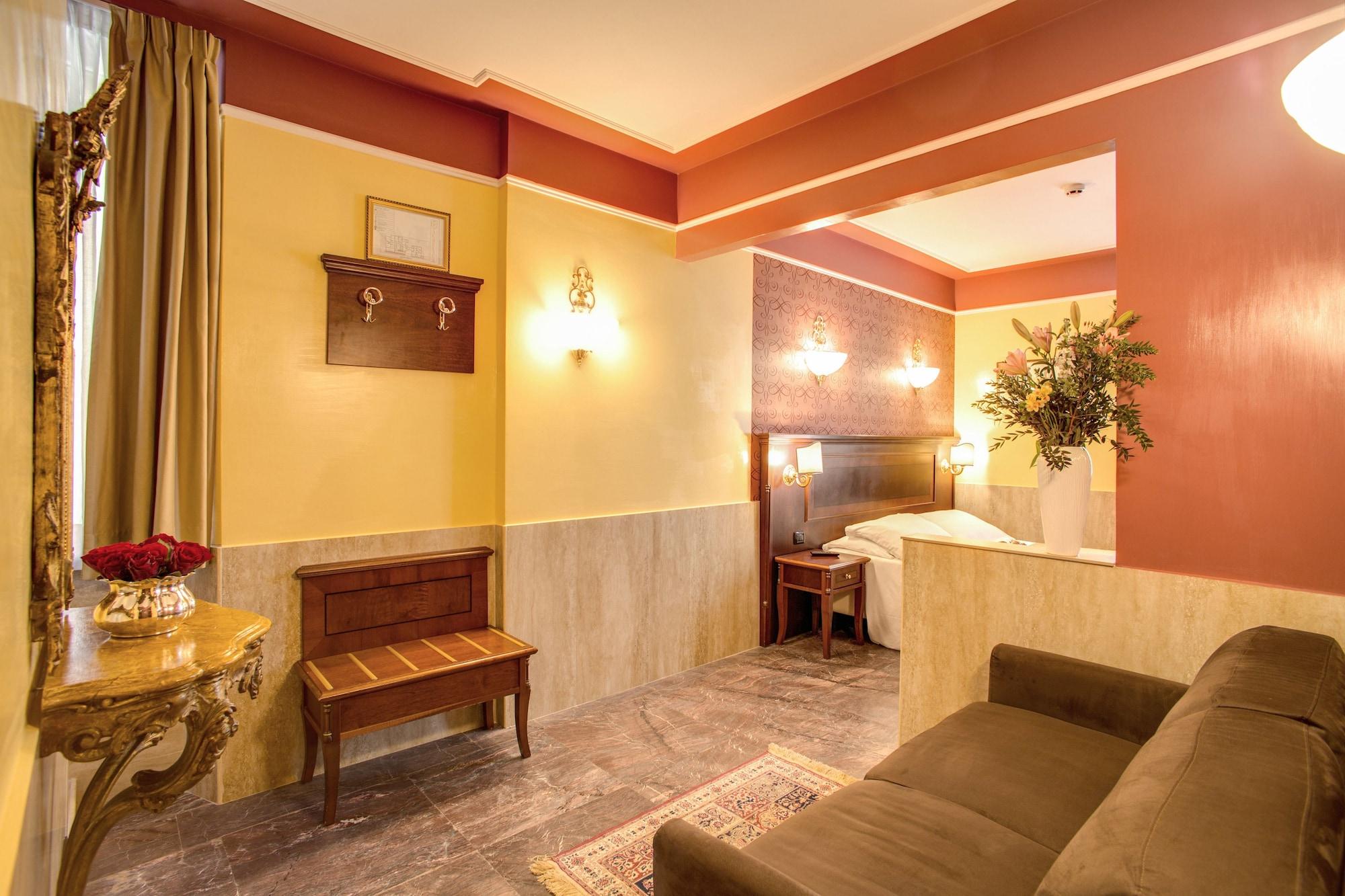 Aurelius Art Gallery Hotel 3*