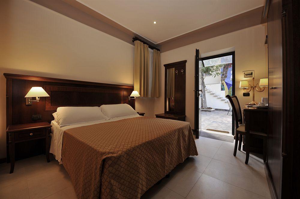 Hotel Aurelius Art Gallery 3*