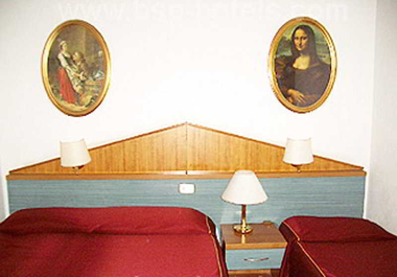 Aurelius Art Gallery Hotel 3*